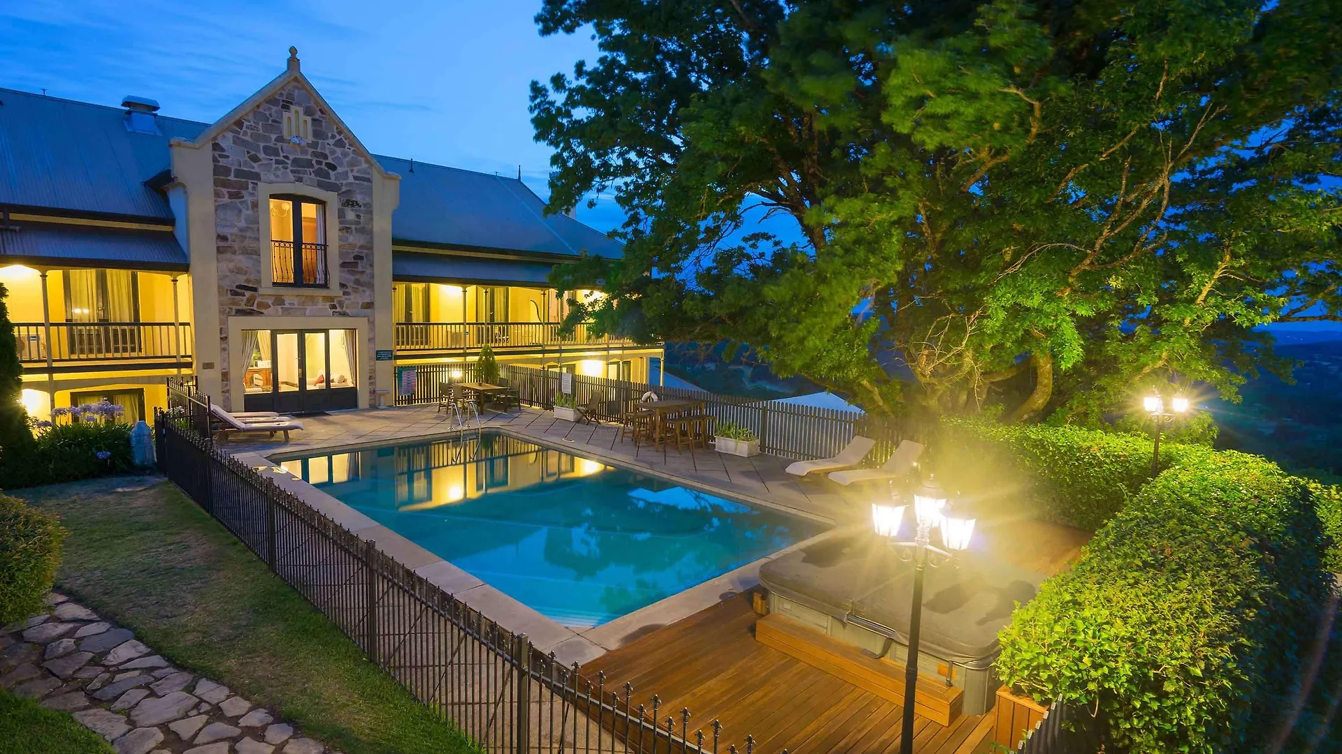 מלון Mount Lofty House & Estate Adelaide Hills